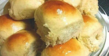 buzzsitemr-Easy-Big-Fat-Yeast-Rolls