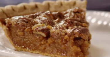 buzzsitemr-pecan-pie-cobbler.