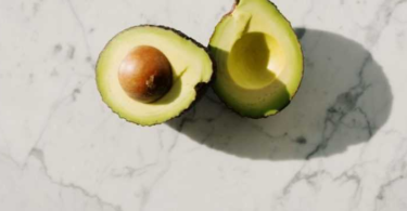 buzzsitemr-Eat-an-avocado-every-day-here-are-10-Reasons-why.