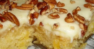 buzzsitemr-Hawaiian-pineapple-cake.