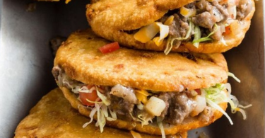 buzzsitmr.-steak-gorditas.