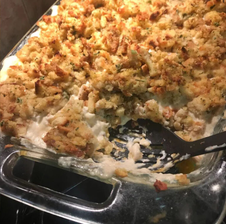 Rotisserie Chicken and Stuffing Casserole