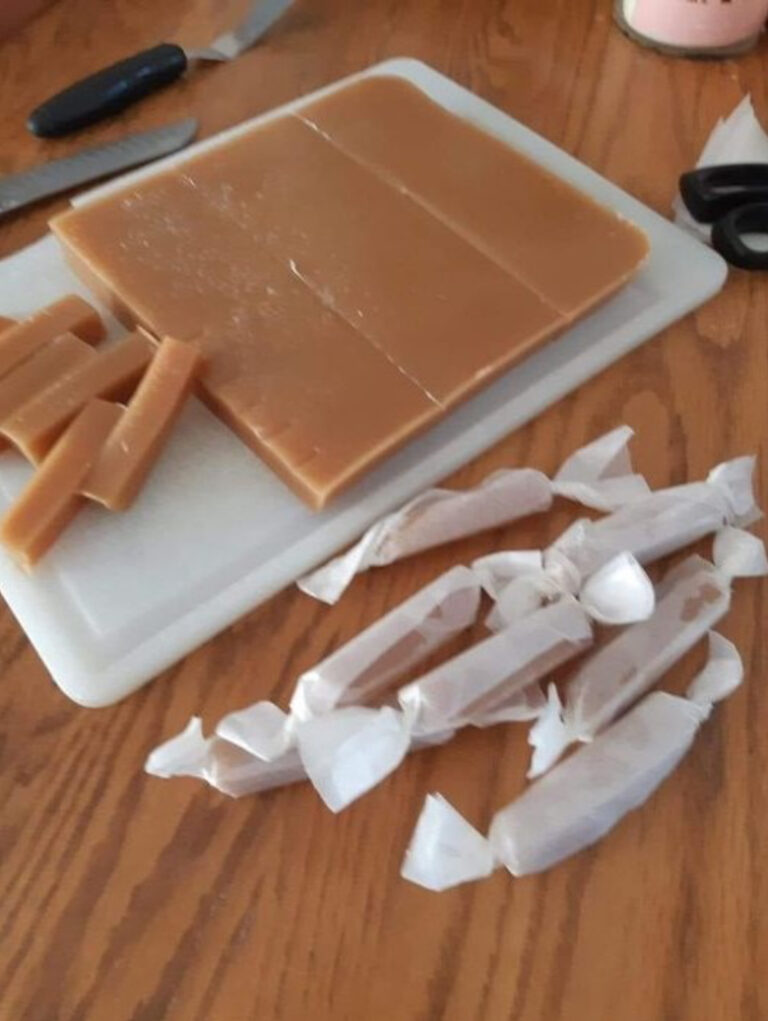 SALTED CARAMEL SAUCE
